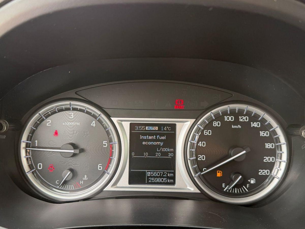 Suzuki Vitara 1.6 DDiS 4WD AllGrip Yoru (16)