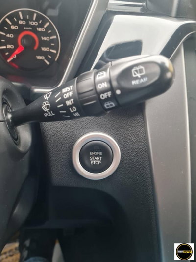Mahindra KUV100 KUV100 1.2 VVT K8 (20)