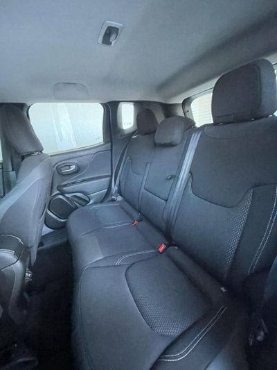 Jeep Renegade 2.0 Mjt 140CV 4WD Active Drive Limited (17)