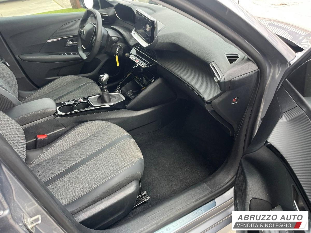 Peugeot 208 PureTech 100 Stop&Start 5 porte Allure (11)