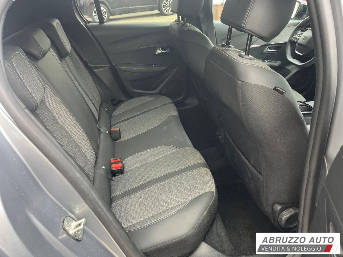 Peugeot 208 PureTech 100 Stop&Start 5 porte Allure (12)