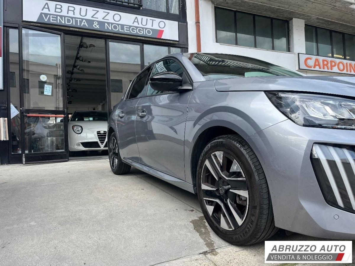 Peugeot 208 PureTech 100 Stop&Start 5 porte Allure (3)