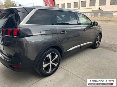 Peugeot 5008 BlueHDi 130 S&S EAT8 GT Pack (4)