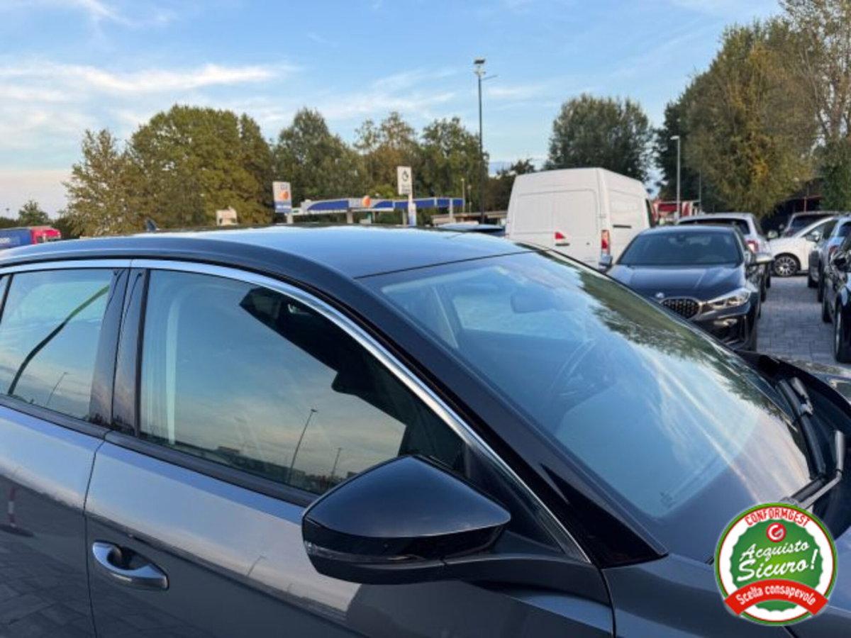 Volkswagen T-Roc 1.0 TSI Style BlueMotion Technology (8)