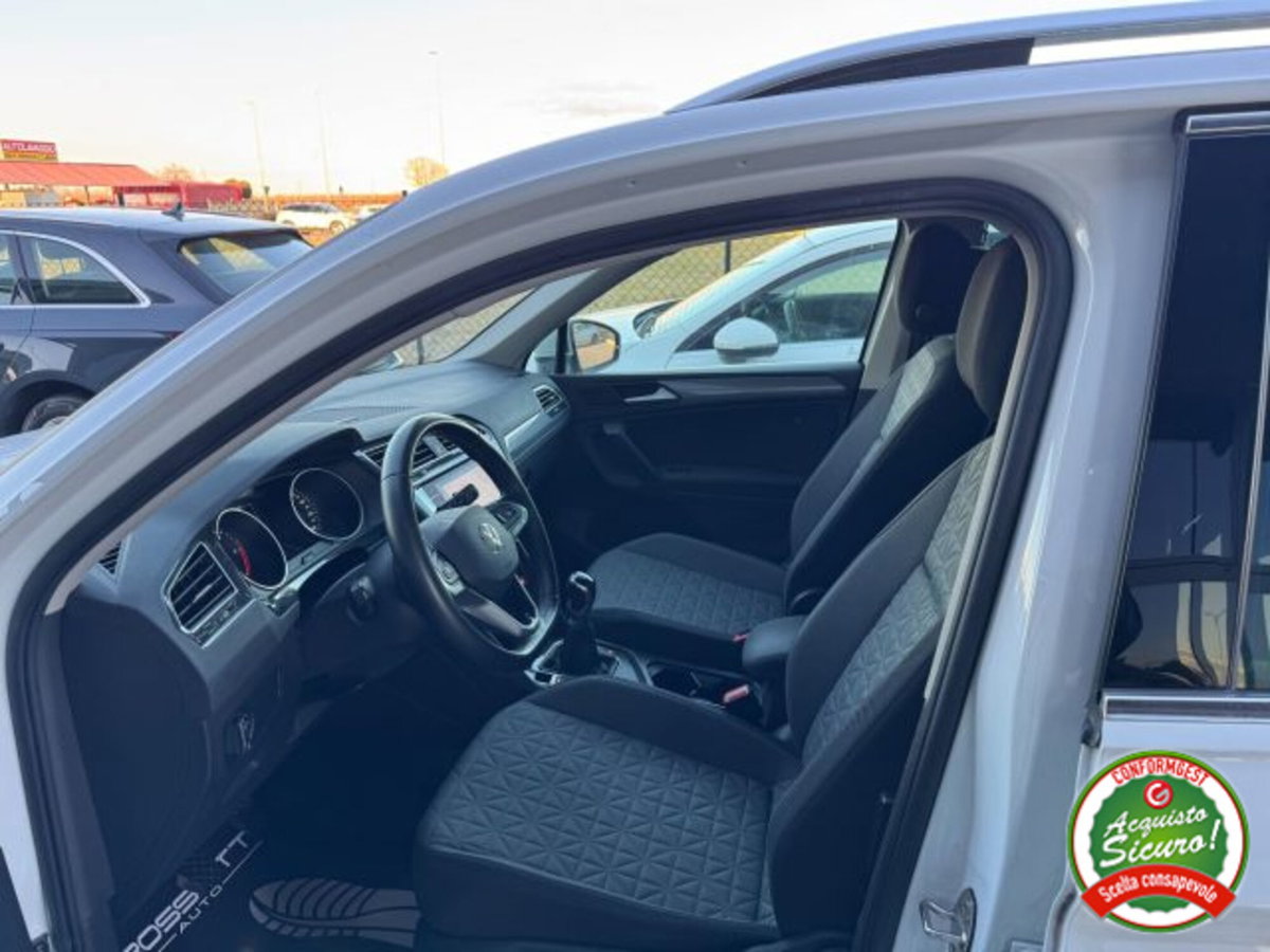 Volkswagen Tiguan 2.0 TDI SCR Life (11)