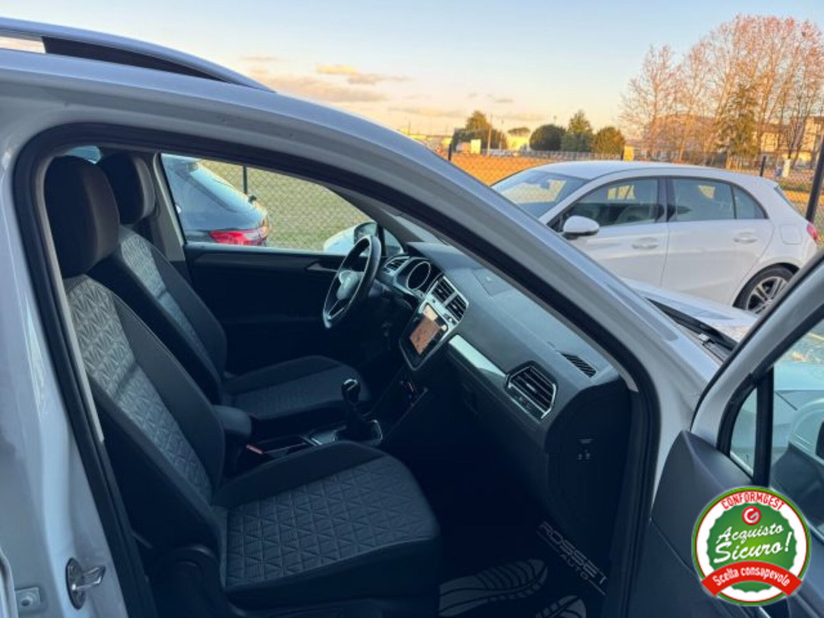 Volkswagen Tiguan 2.0 TDI SCR Life (13)