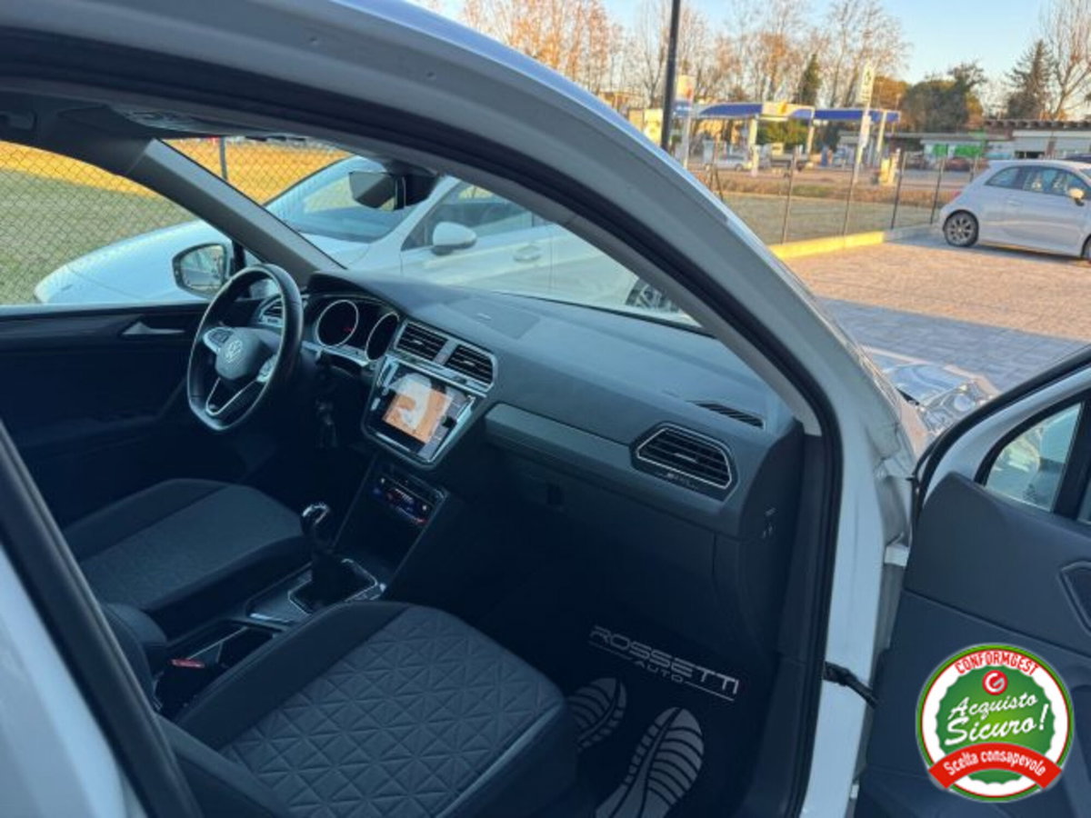 Volkswagen Tiguan 2.0 TDI SCR Life (14)