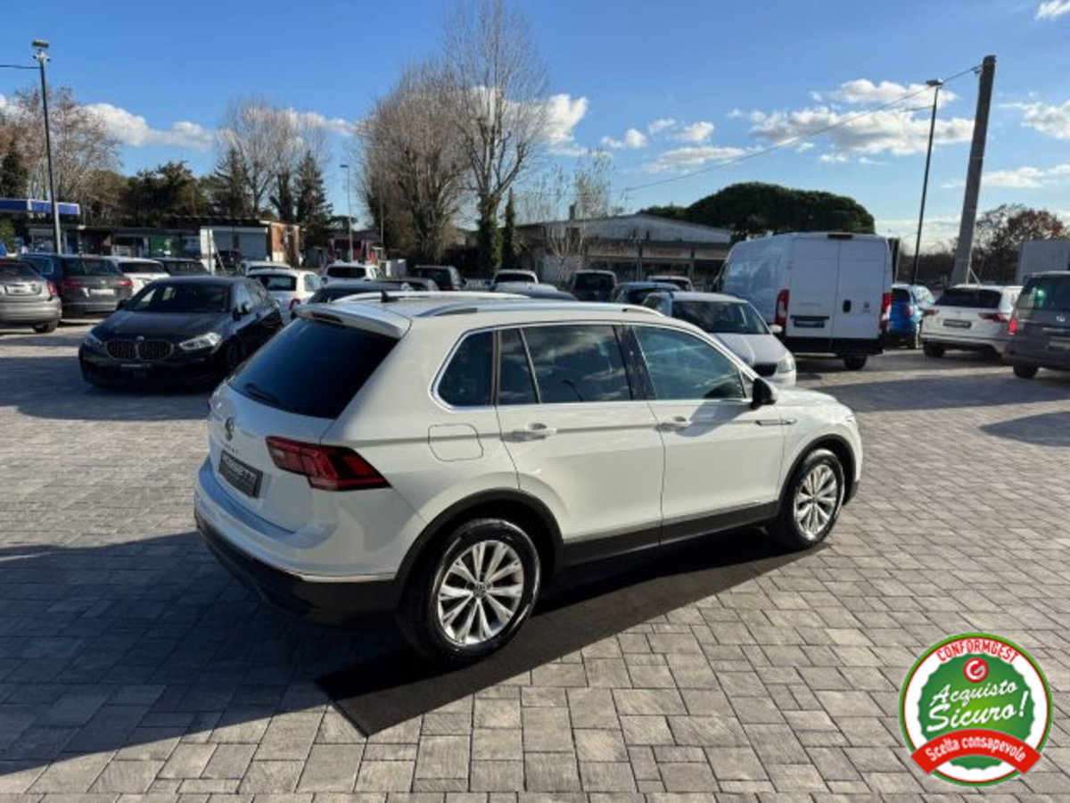 Volkswagen Tiguan 2.0 TDI SCR Life (9)