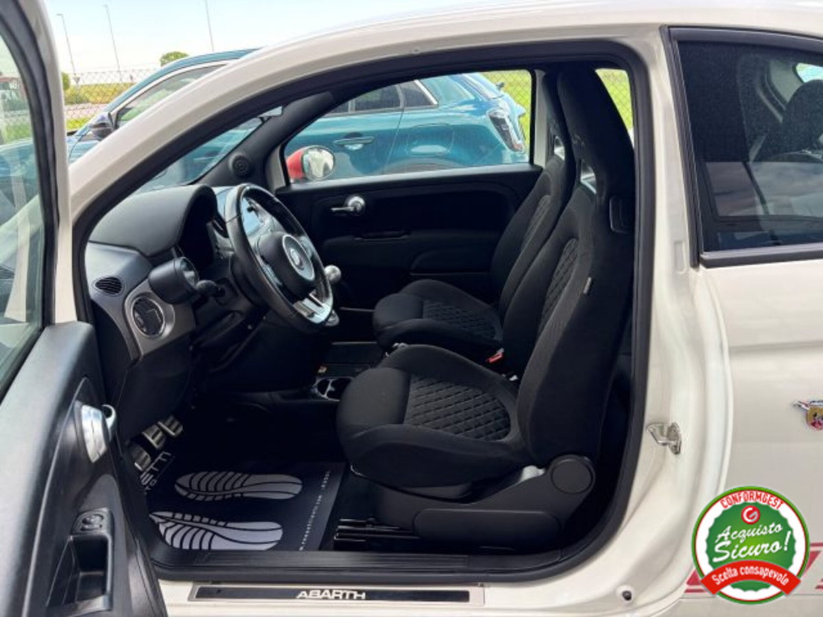 Abarth 595 595 1.4 Turbo T-Jet 165 CV (9)