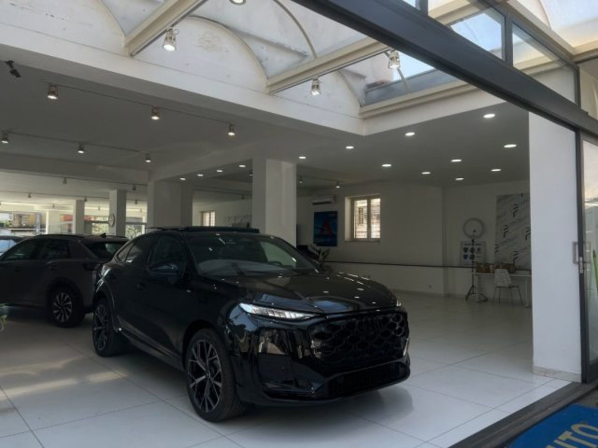 Audi Q3 Sportback 35 TDI quattro S tronic S line edition (9)
