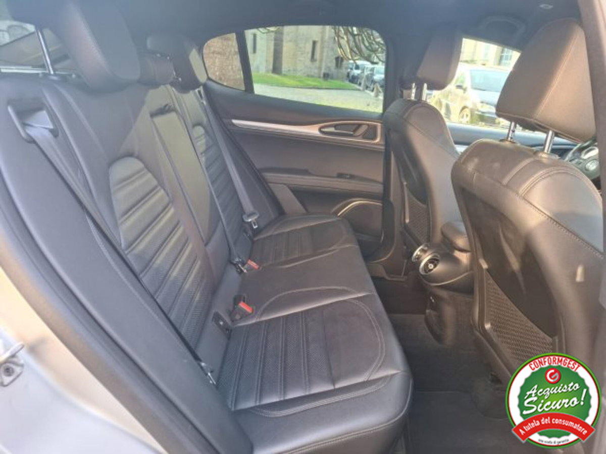 Alfa Romeo Stelvio Stelvio 2.2 Turbodiesel 210 CV AT8 Q4 Veloce (10)