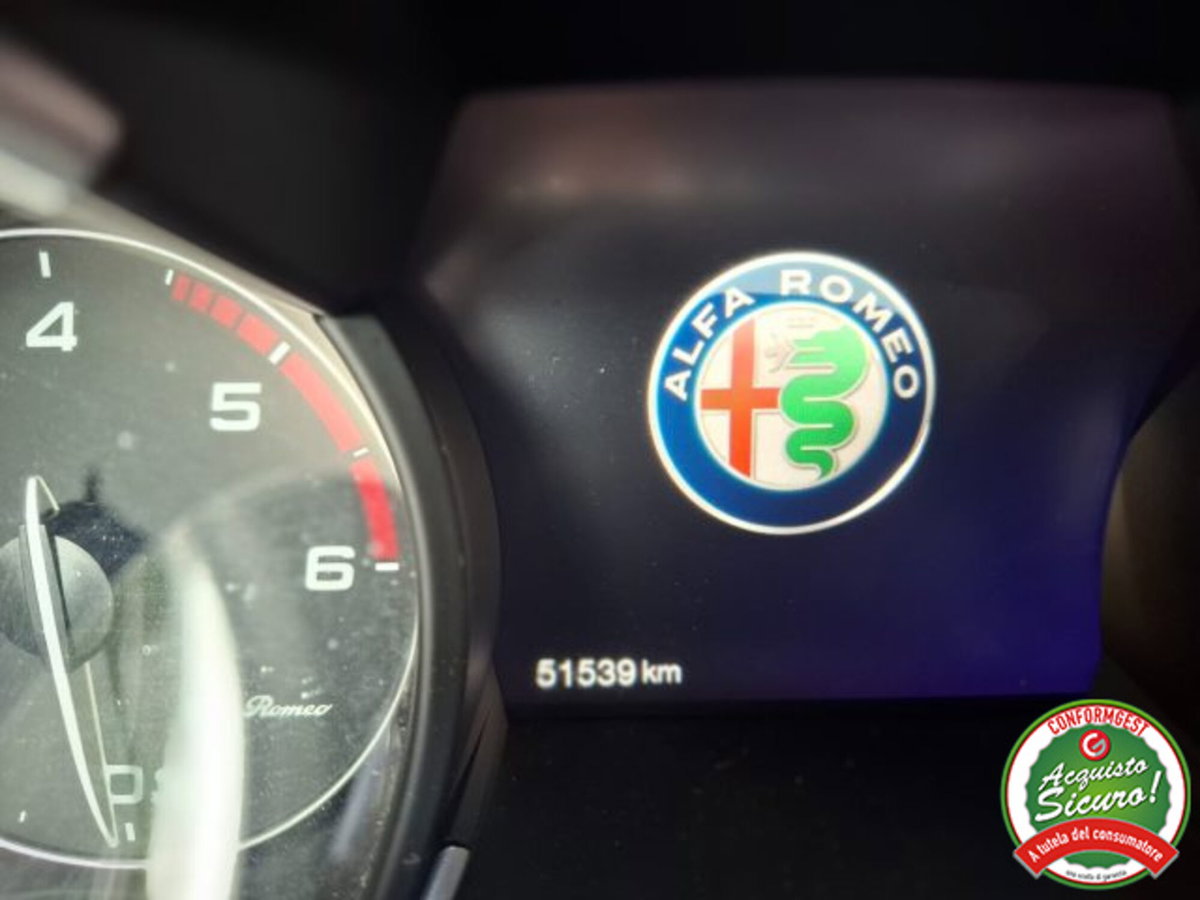 Alfa Romeo Stelvio Stelvio 2.2 Turbodiesel 210 CV AT8 Q4 Veloce (14)