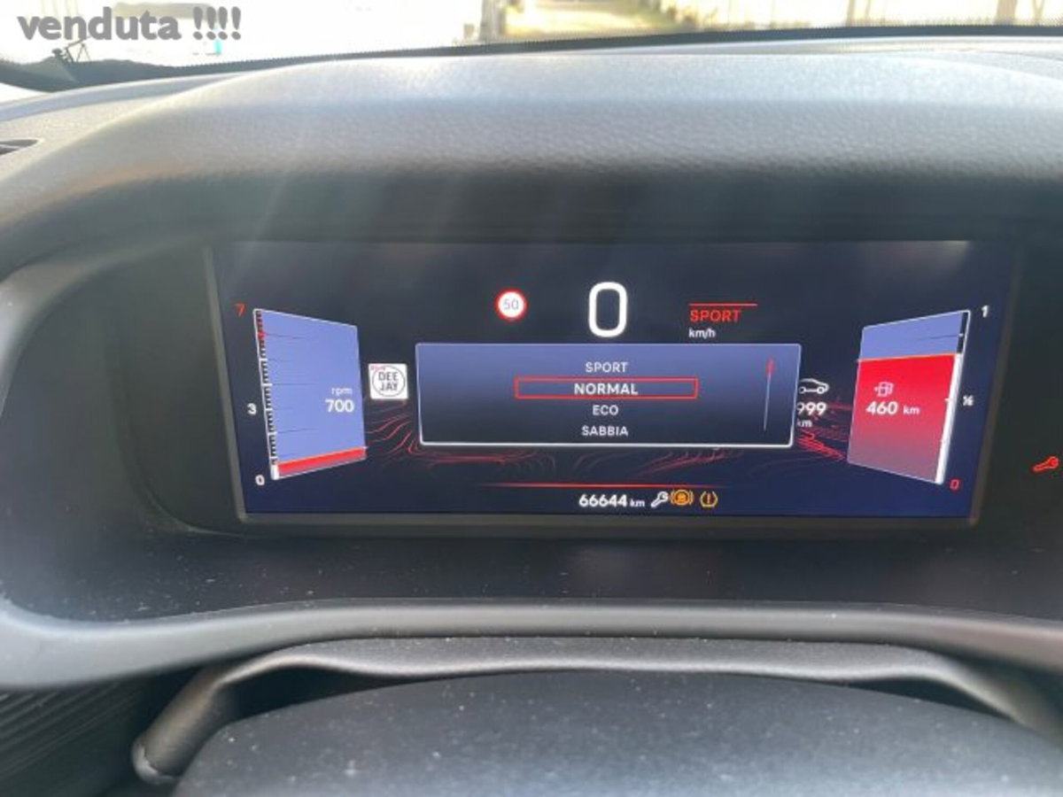 Jeep Avenger 1.2 turbo Altitude fwd 100cv (16)