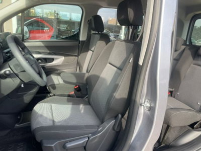 Toyota Proace City Verso City Verso 1.2 110 CV S&S Short D Lounge (11)