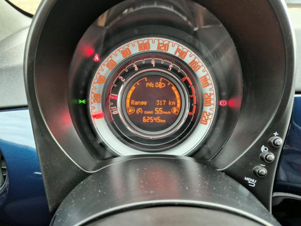 Fiat 500 1.0 Hybrid Club (16)