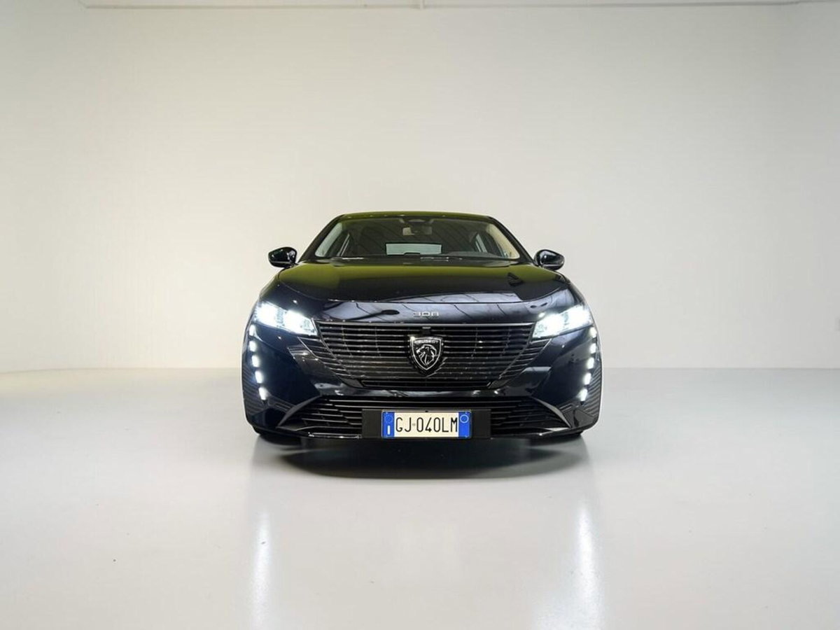 Peugeot 308 1.2 puretech t Active Pack s&s 130cv (2)