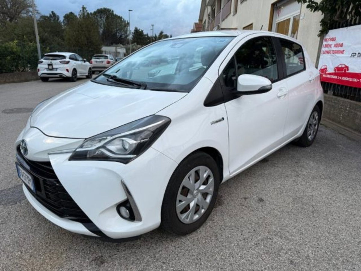 Toyota Yaris 1.5 Hybrid 5 porte Energy