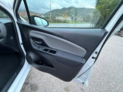 Toyota Yaris 1.5 Hybrid 5 porte Energy (15)