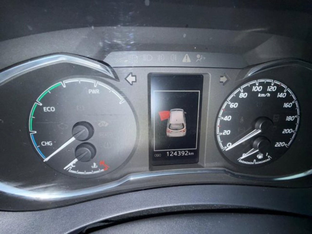 Toyota Yaris 1.5 Hybrid 5 porte Energy (7)