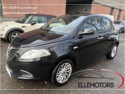 Lancia Ypsilon 1.2 69 CV 5 porte Silver usata