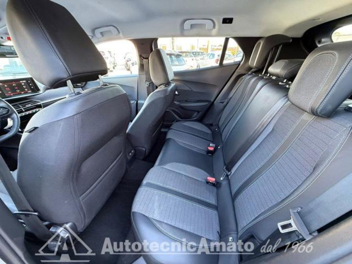 Peugeot 2008 PureTech 100 S&S Allure Pack (13)