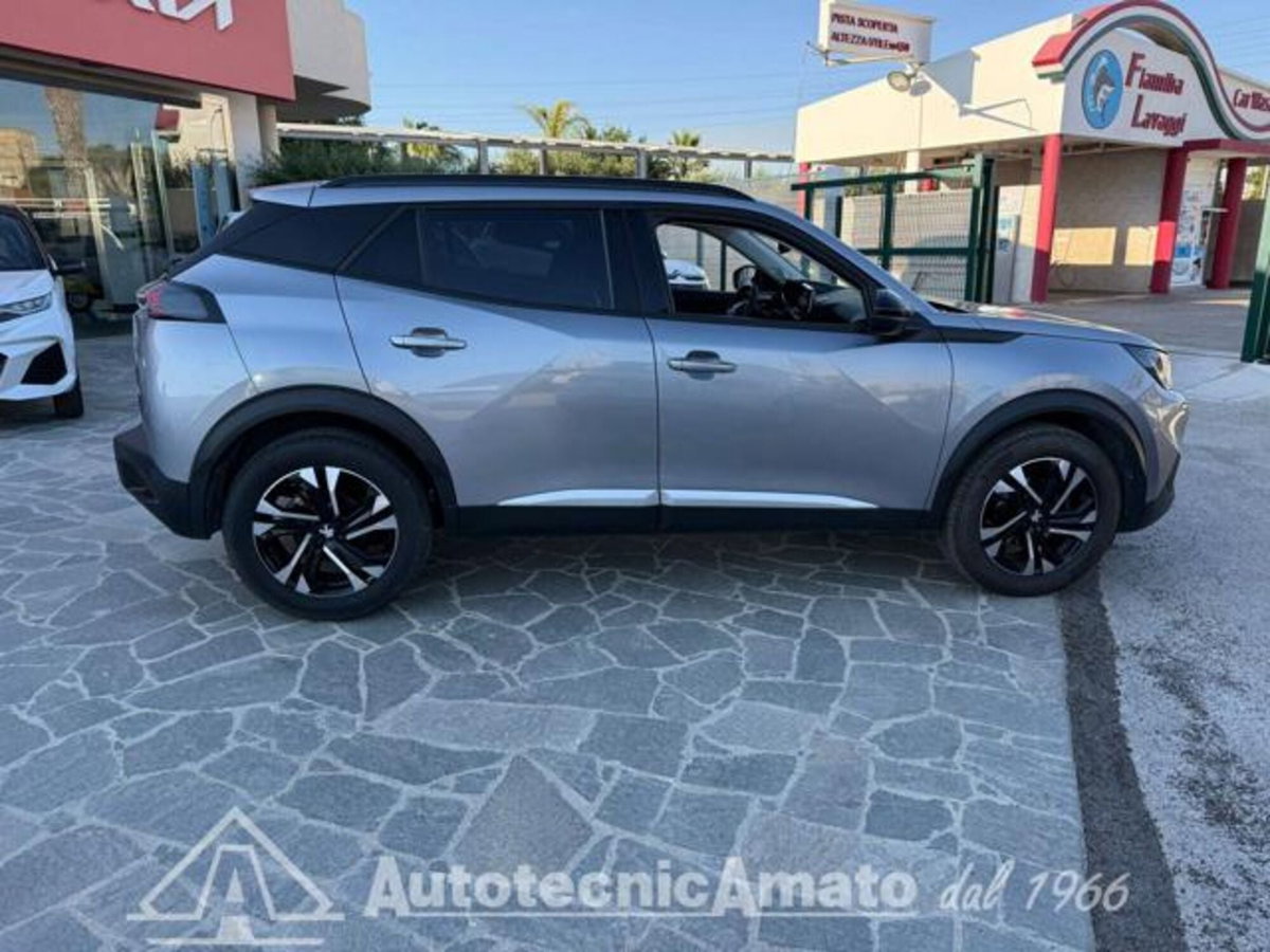 Peugeot 2008 PureTech 100 S&S Allure Pack (3)