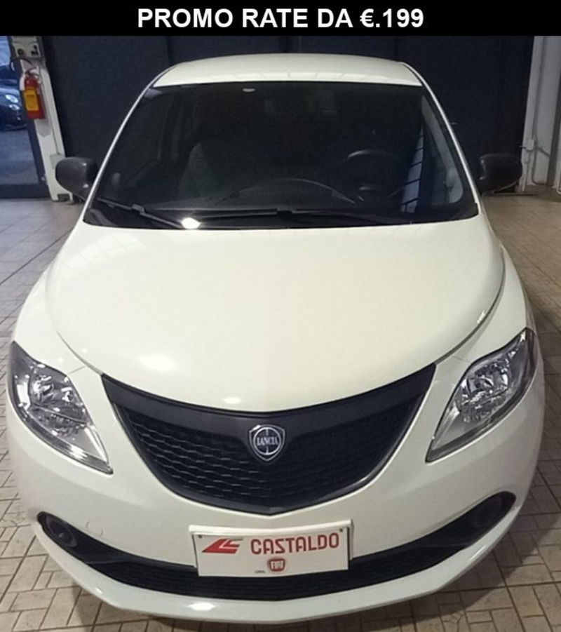 Lancia Ypsilon 1.2 69 CV 5 porte Silver