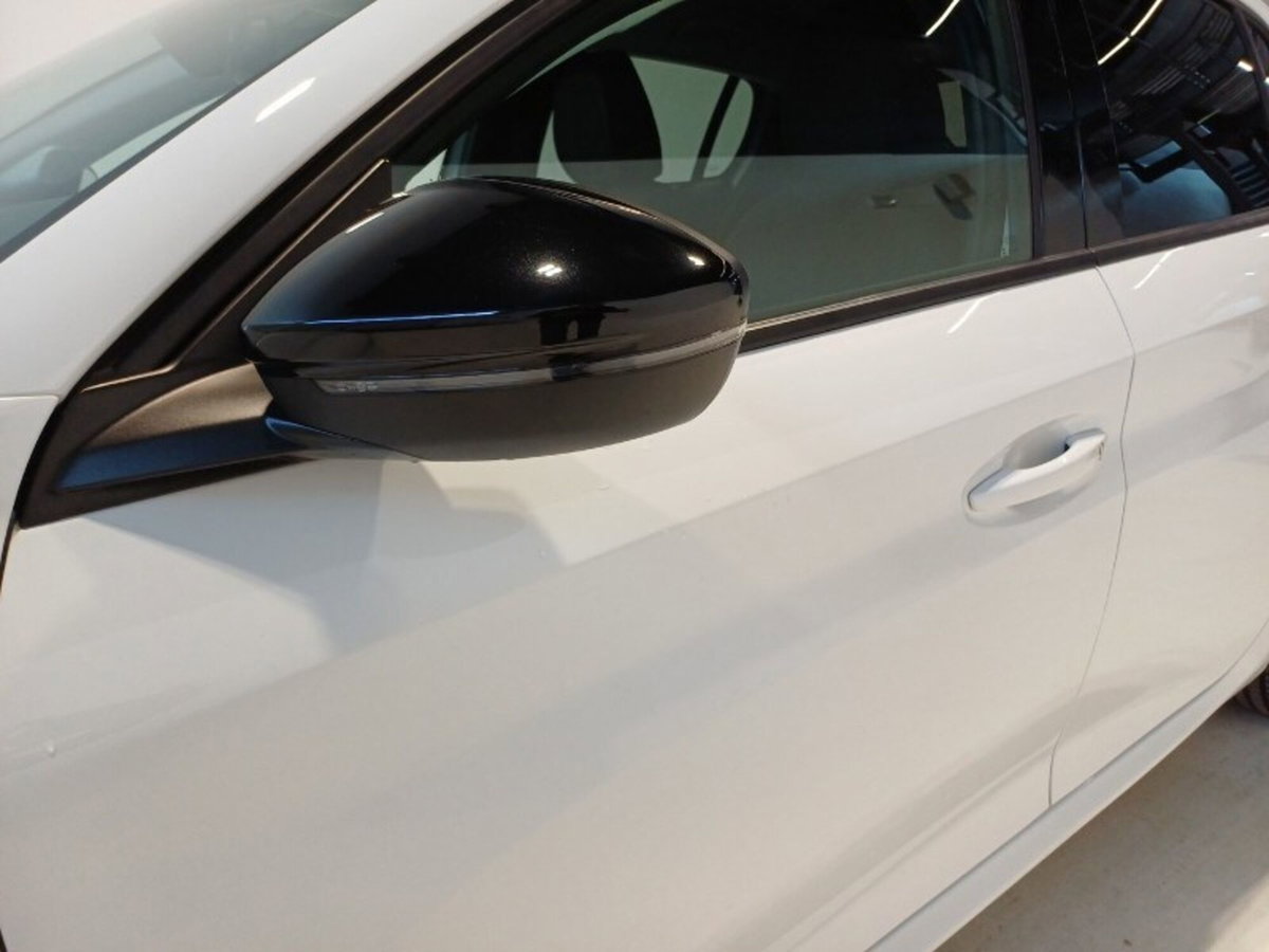 Peugeot 208 PureTech 100 Stop&Start 5 porte Allure (8)