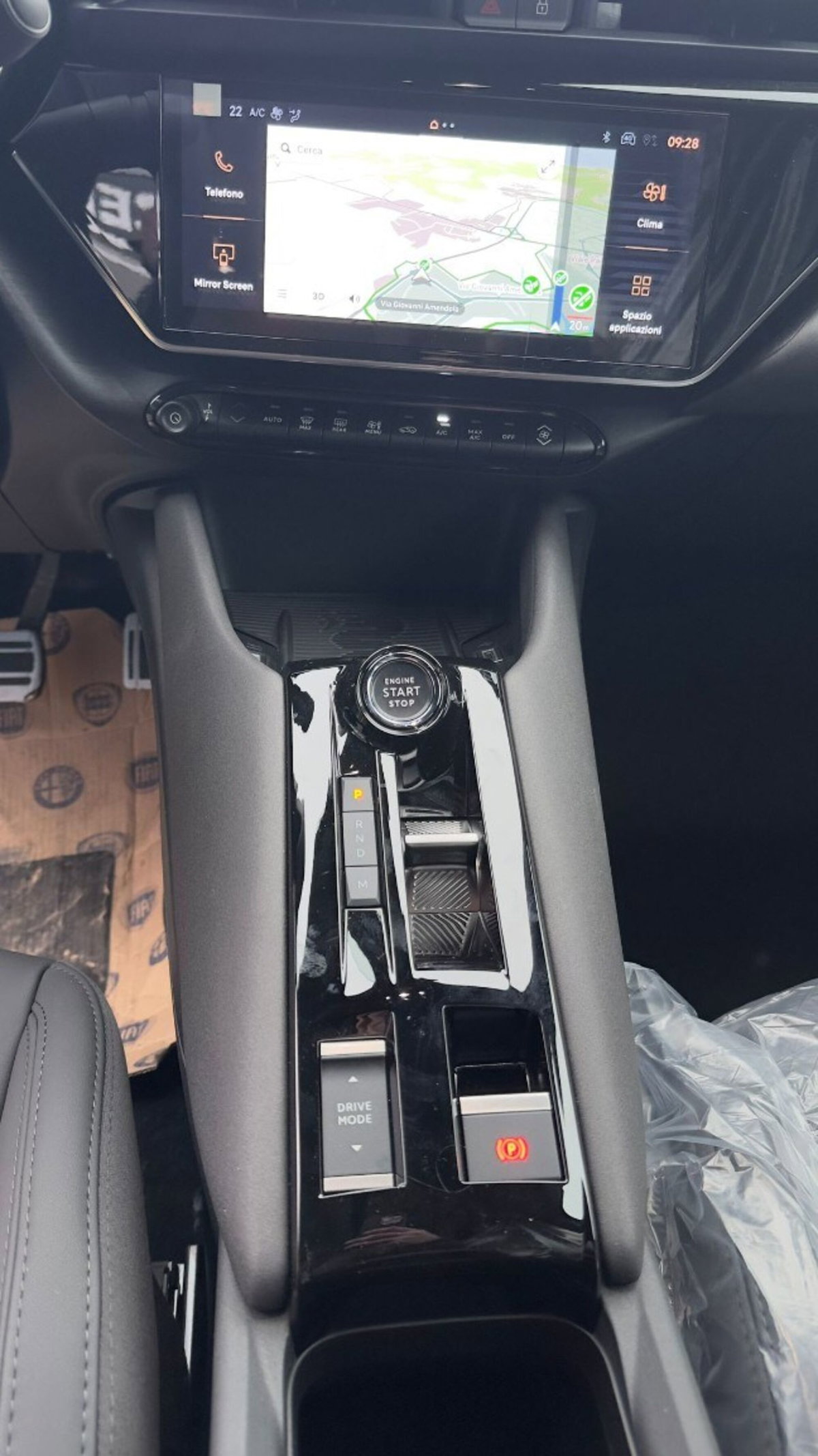 Alfa Romeo Junior 1.2 ibrida Ti 145cv edct6 (17)