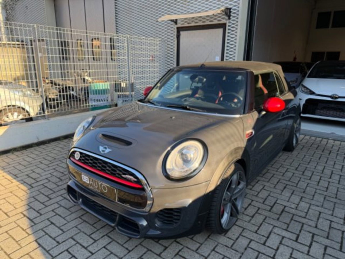 MINI Mini Cabrio 2.0 John Cooper Works Pro Cabrio (2)