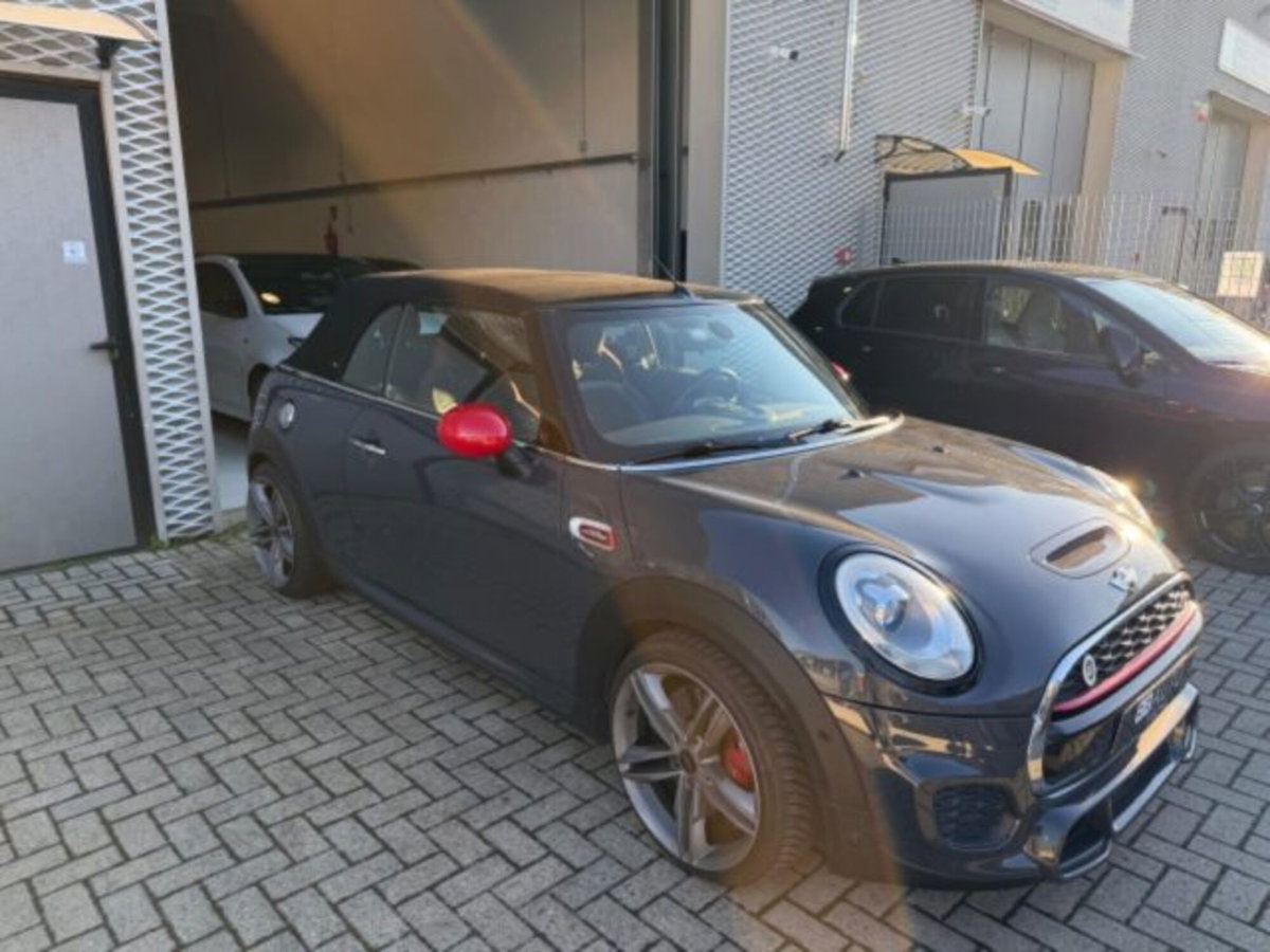 MINI Mini Cabrio 2.0 John Cooper Works Pro Cabrio (4)