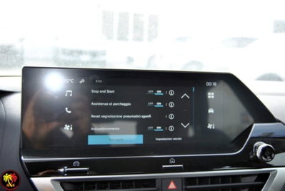 Citroen C4 PureTech 130 S&S EAT8 Feel Pack (9)