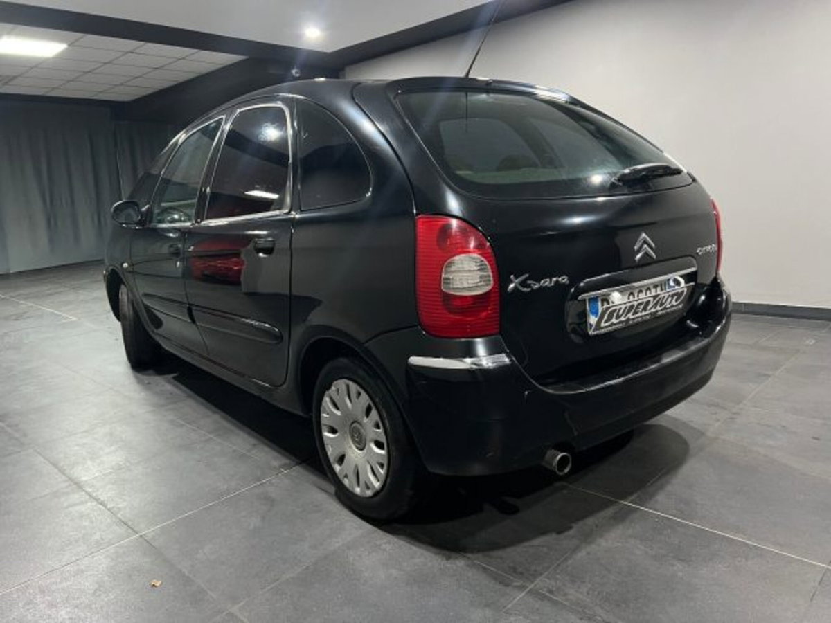 Citroen Xsara Picasso 1.6 HDi 90CV airdream Elegance (3)