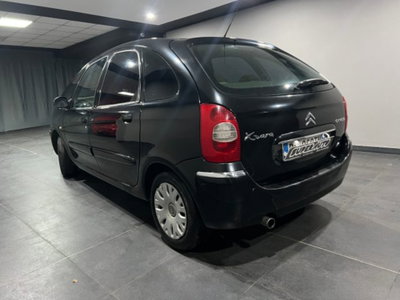 Citroen Xsara Picasso 1.6 HDi 90CV airdream Elegance (3)