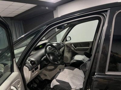 Citroen Xsara Picasso 1.6 HDi 90CV airdream Elegance (6)