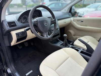 Mercedes-Benz Classe A 160 BlueEFFICIENCY Avantgarde (8)
