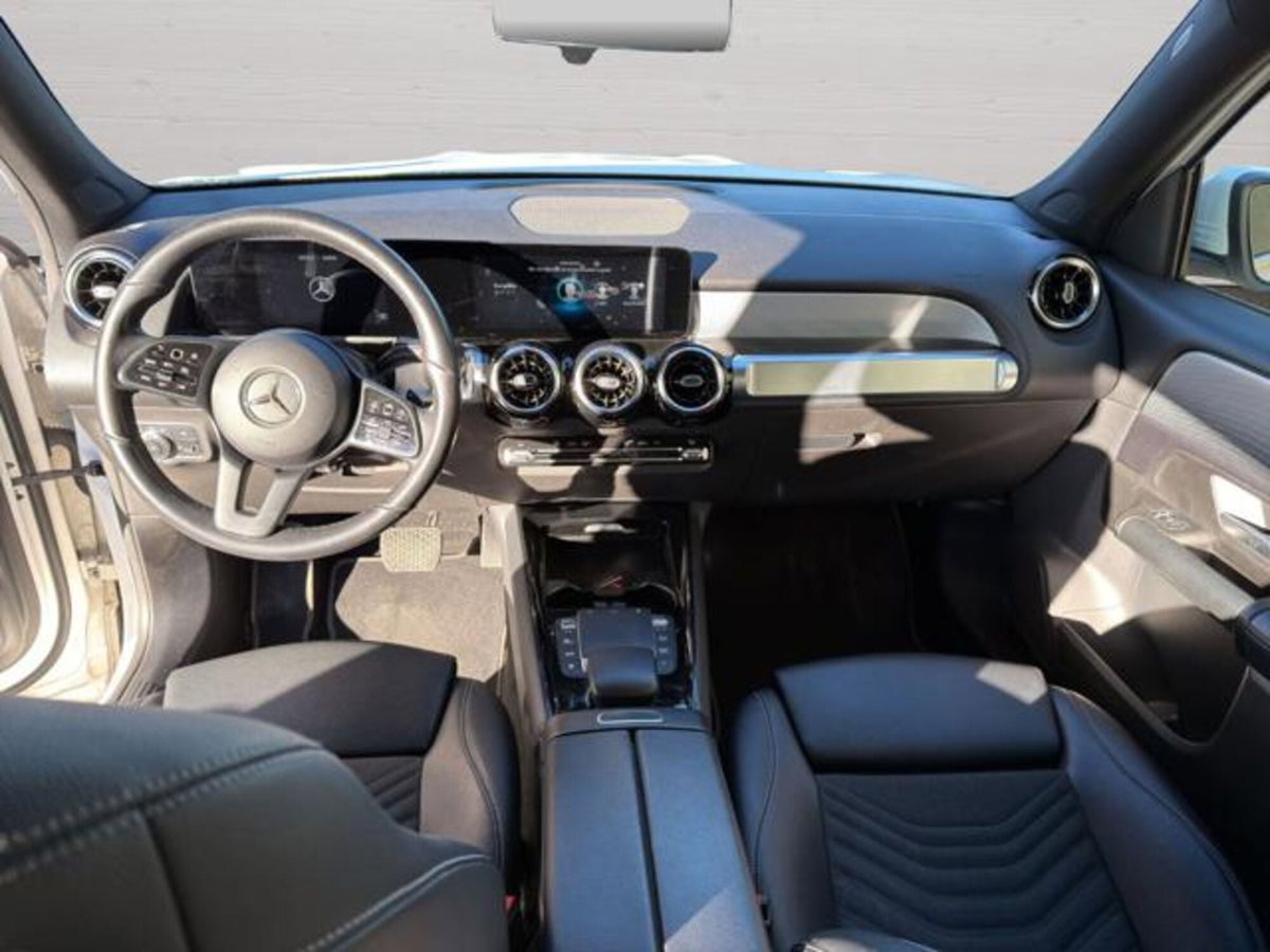 Mercedes-Benz GLB 200 Automatic Business (11)