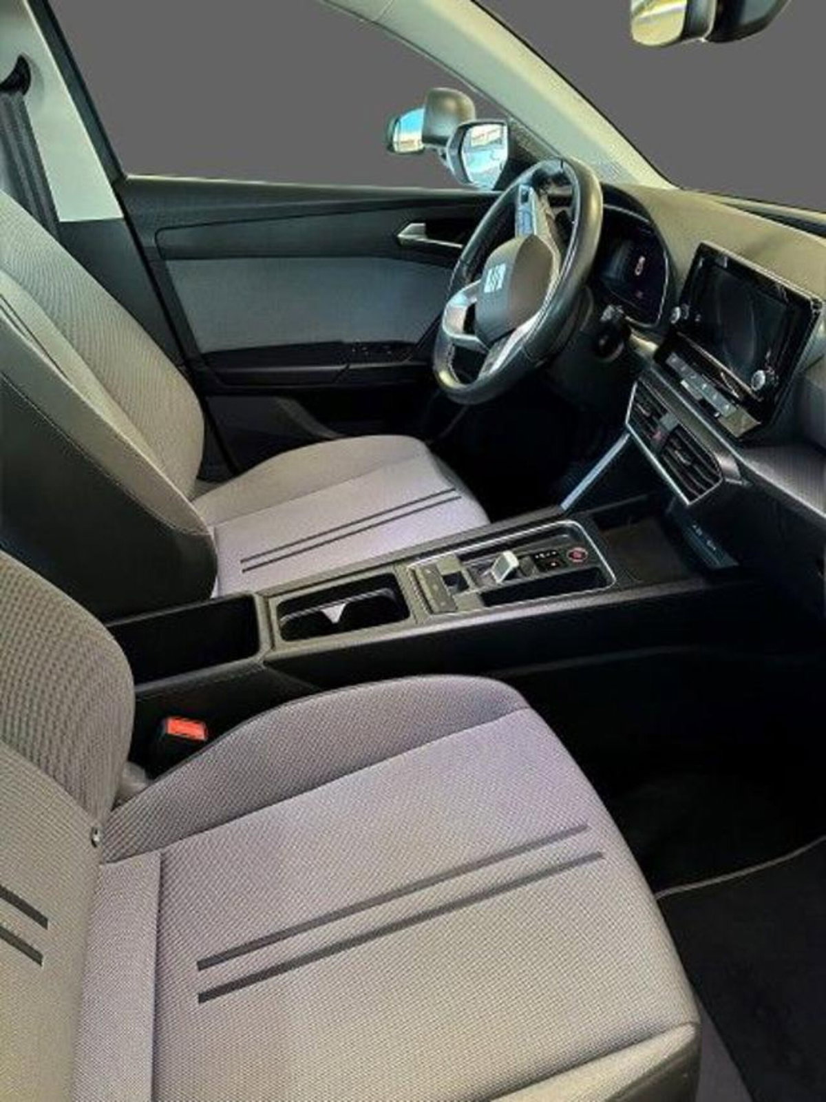 SEAT Leon ST Sportstourer 1.0 etsi Style 110cv dsg (2)
