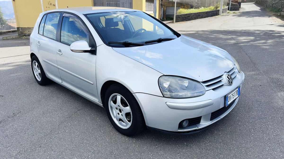 Volkswagen Golf 1.9 TDI 3p. Blue-T
