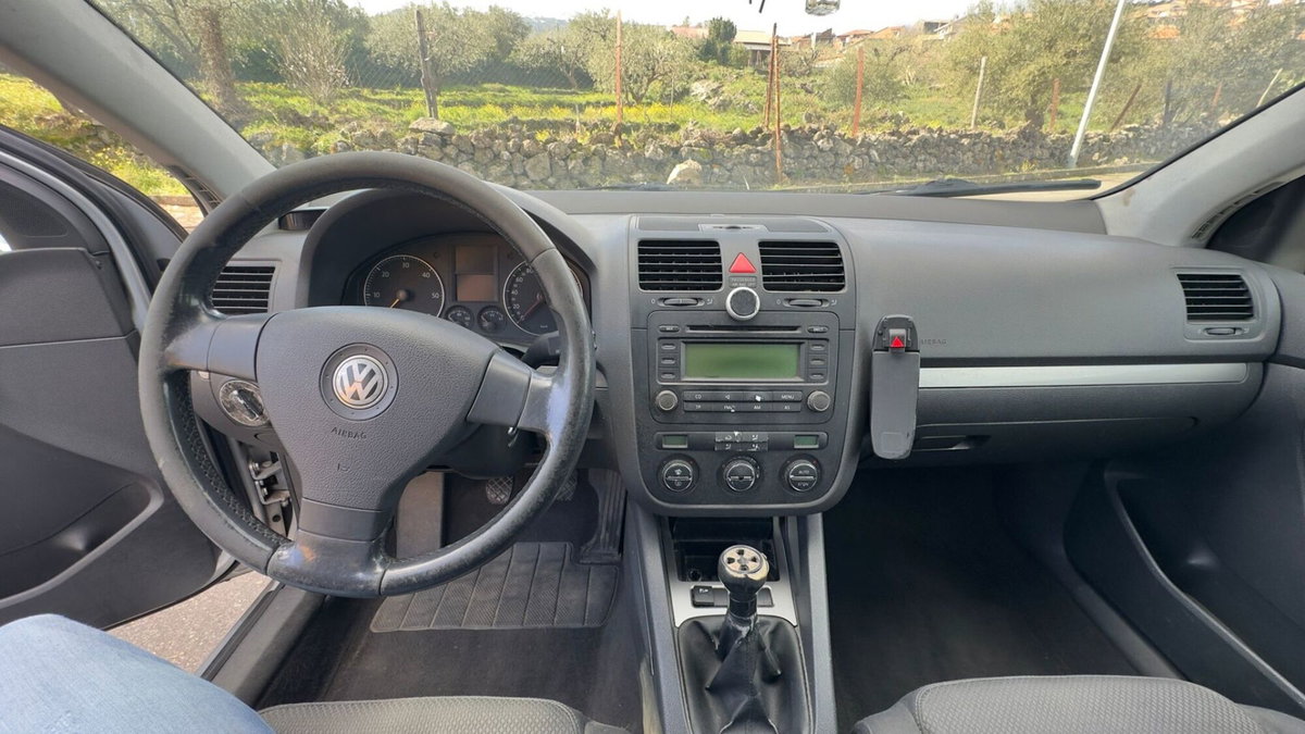 Volkswagen Golf 1.9 TDI 3p. Blue-T (14)