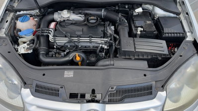 Volkswagen Golf 1.9 TDI 3p. Blue-T (16)