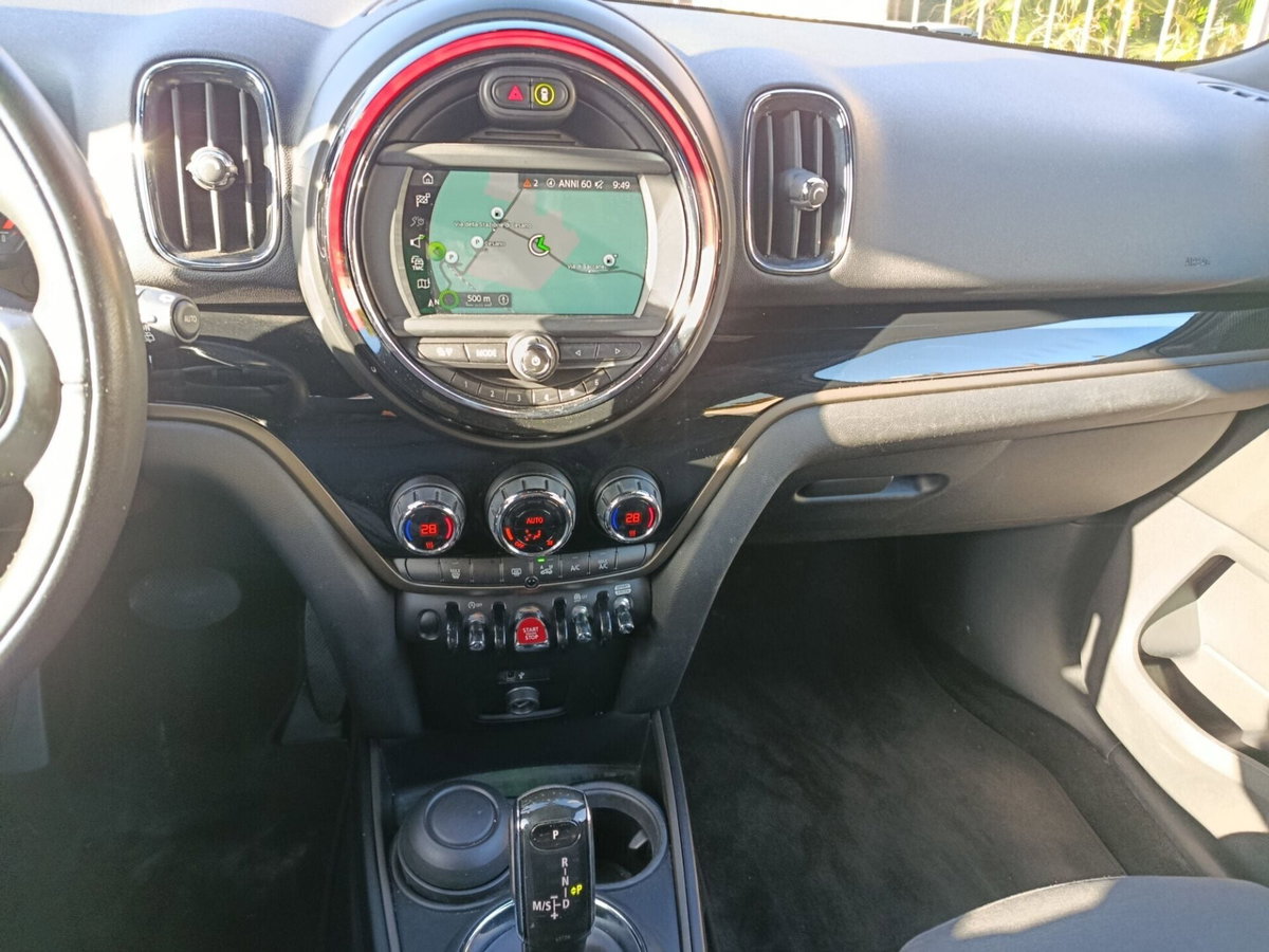 MINI Mini Countryman 2.0 Cooper D Hype Countryman ALL4 Automatica (12)