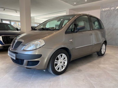 Lancia Musa 1.9 Multijet Oro (9)