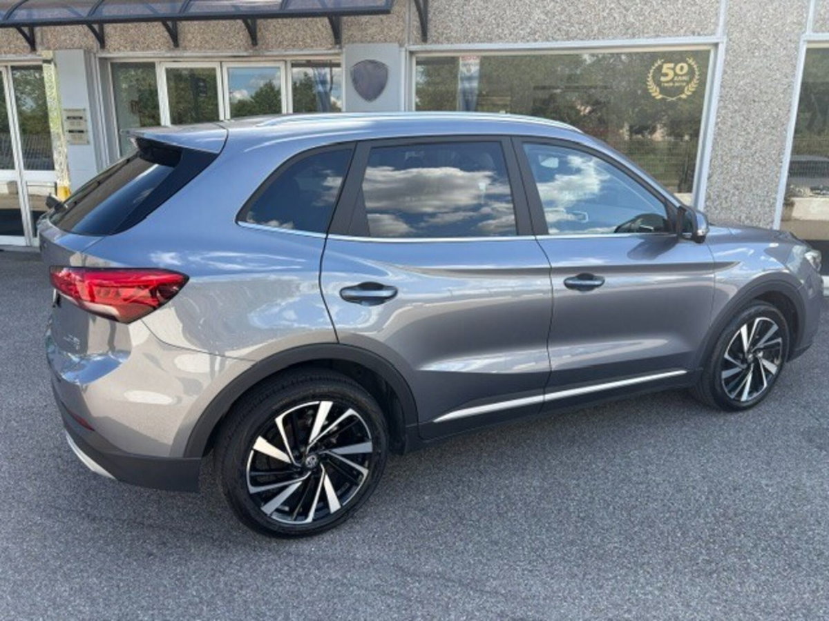 Mg ZS ZS 1.5 Luxury (16)