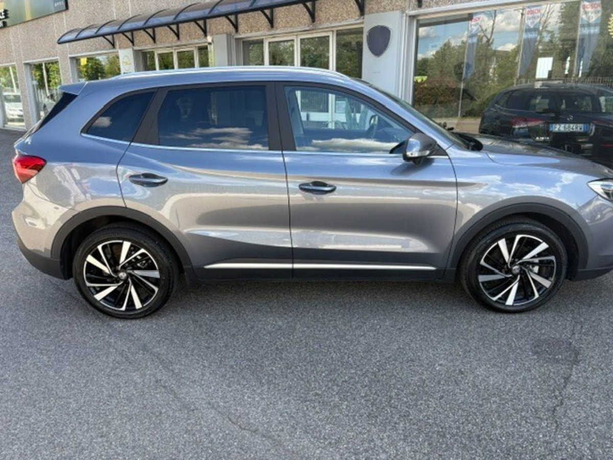 Mg ZS ZS 1.5 Luxury (17)