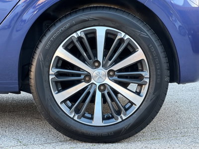 Peugeot 208 75 5 porte Allure (9)