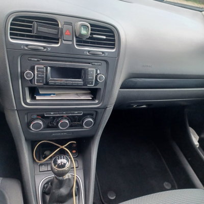 Volkswagen Golf Variant 1.6 TDI DPF Comfortline (6)