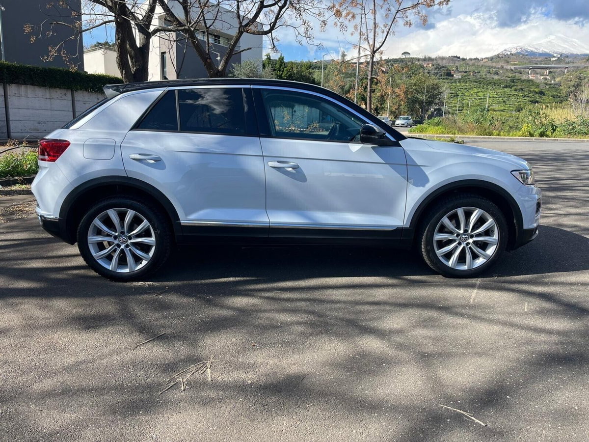 Volkswagen T-Roc 2.0 TDI SCR 150 CV DSG 4MOTION Style BlueMot. Tech. (4)