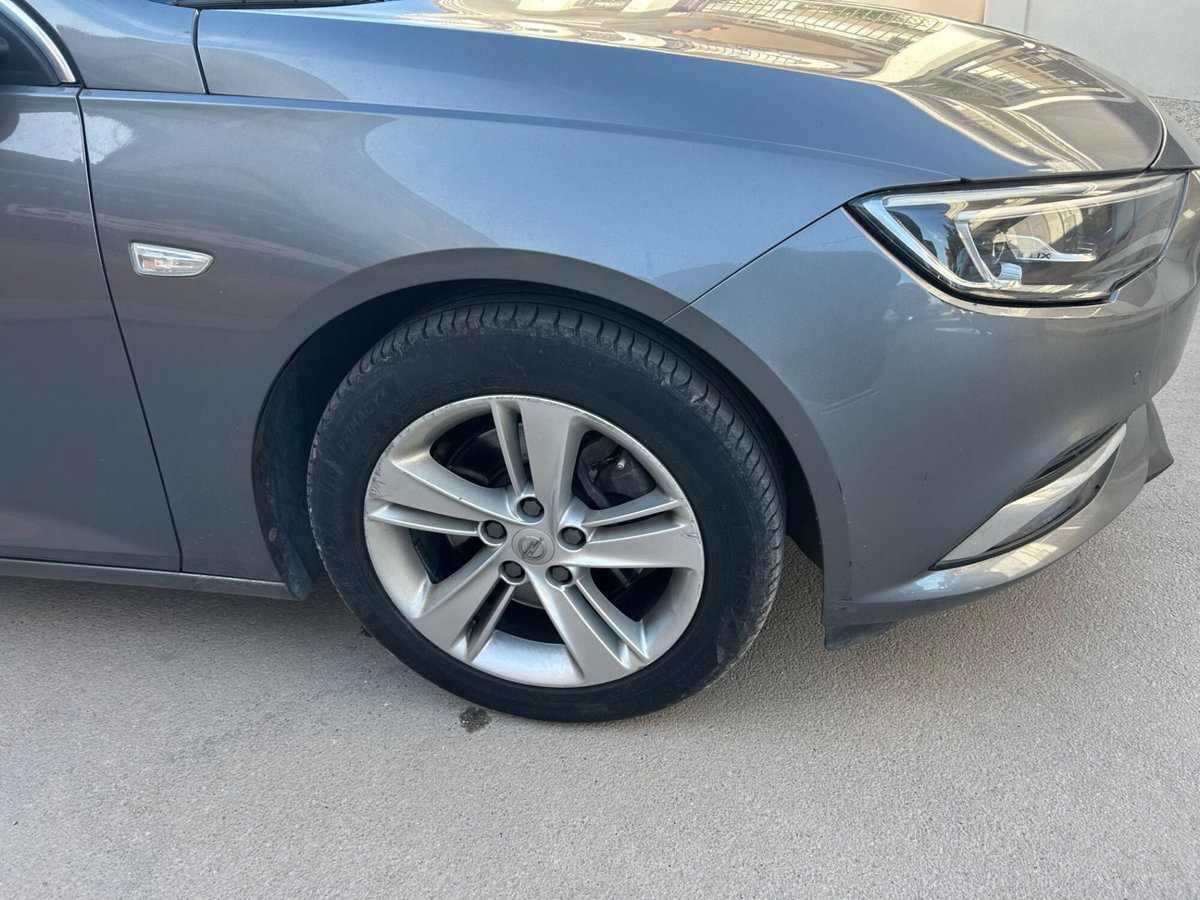 Opel Insignia Station Wagon 1.6 CDTI 136 S&S aut.Sports Innovation (5)