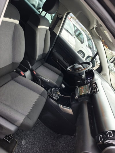 Citroen C3 Aircross BlueHDi 110 S&S Shine Pack (11)